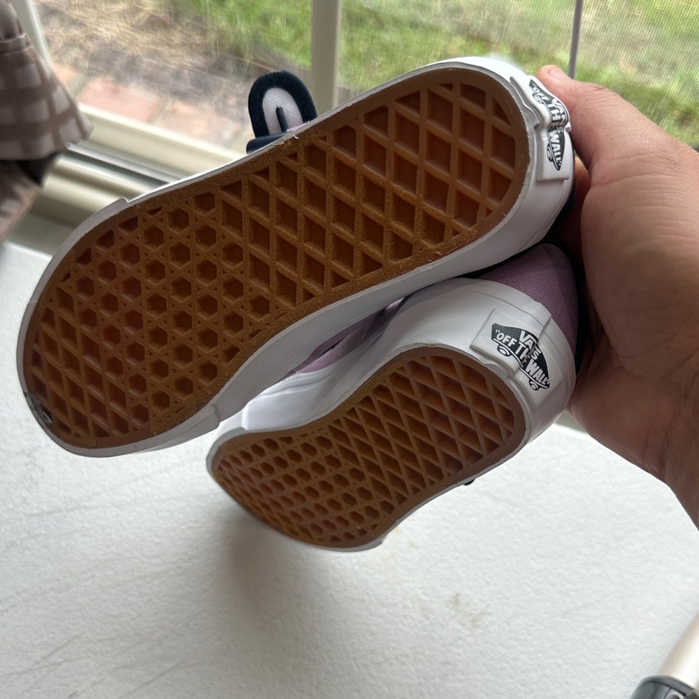 NEW Vans kids Pink and Navy Sneakers size 13 - Picture 7 of 9